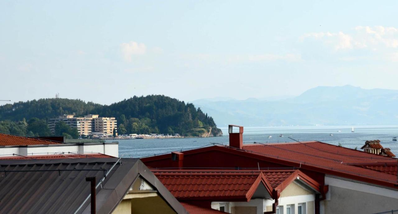 Central Lakeside Apartment Ohrid Bagian luar foto
