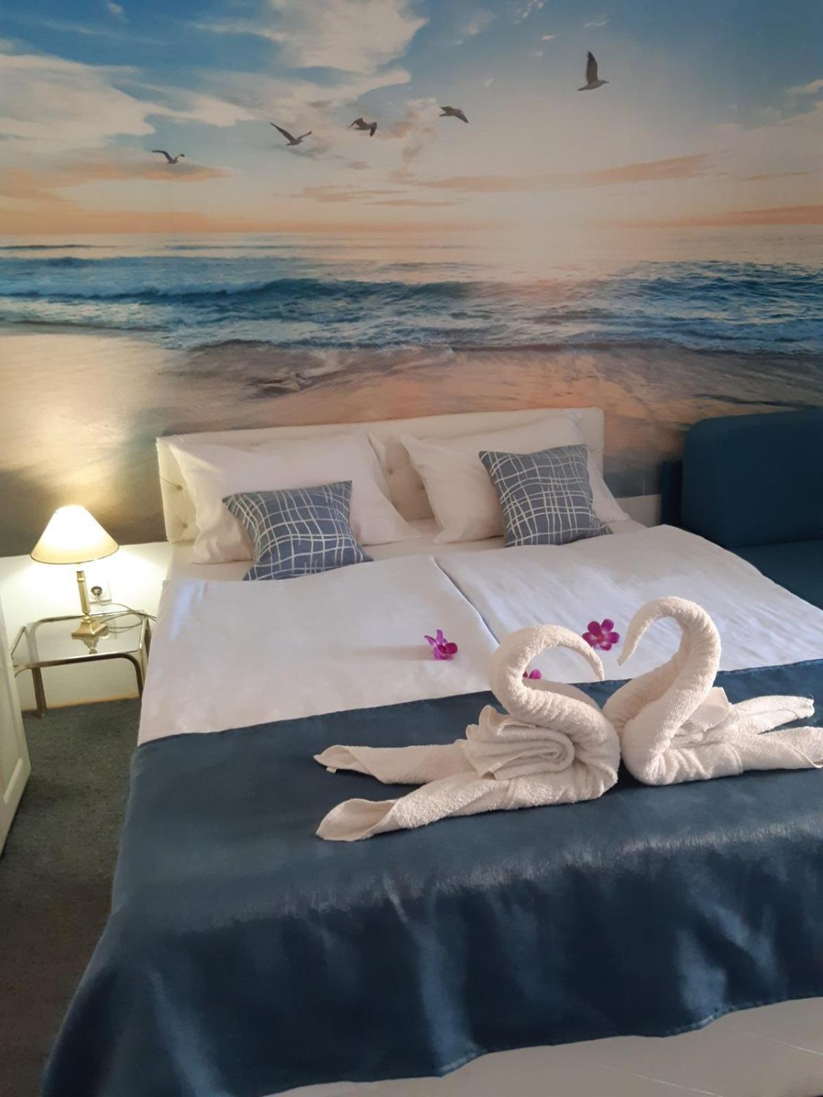 Central Lakeside Apartment Ohrid Bagian luar foto